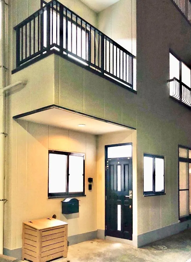 東京一哥 赤羽 包棟 6房 直達 池袋7分 上野10分 新宿13分 東京15分 渋谷18分 機場接送 可住16人 度假居 東京都